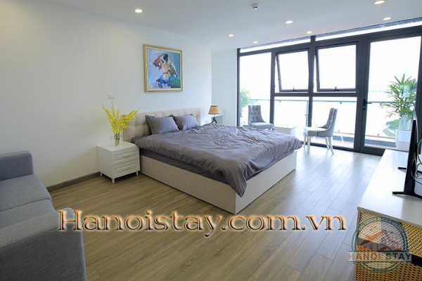 Beautiful Lake View 2 Bedroom Apartment In Xuan Dieu Str, Tay Ho 12