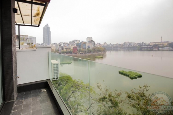 Beautiful Lake View & Modern 02 BR Dulplex Apartment for rent in Truc Bach Area, Ba Dinh 9