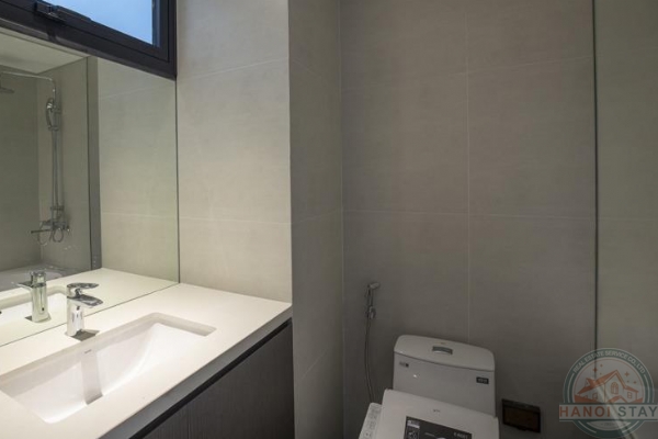 Beautiful Lake View & Modern 02 BR Dulplex Apartment for rent in Truc Bach Area, Ba Dinh 27