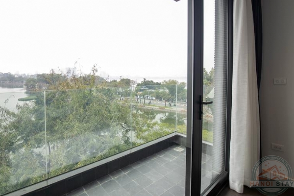 Beautiful Lake View & Modern 02 BR Dulplex Apartment for rent in Truc Bach Area, Ba Dinh 28
