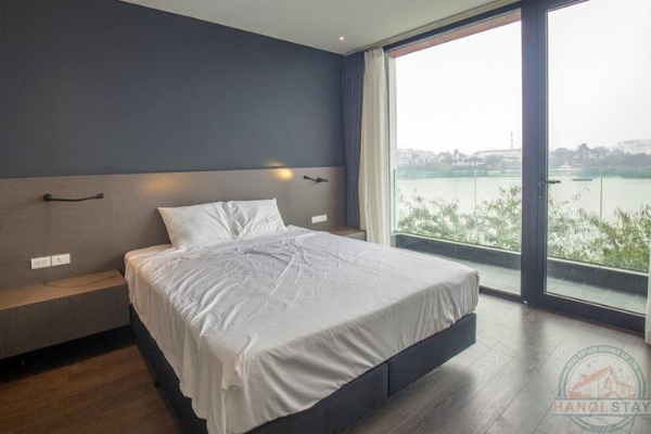 Beautiful Lake View & Modern 02 BR Dulplex Apartment for rent in Truc Bach Area, Ba Dinh 36