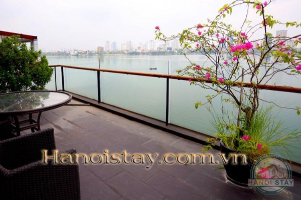 *Beautiful Lake View One Bedroom Apartment in Quang Khanh with private balcony* 10