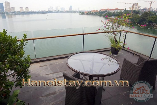 *Beautiful Lake View One Bedroom Apartment in Quang Khanh with private balcony* 9