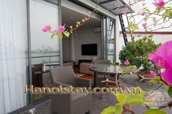 *Beautiful Lake View One Bedroom Apartment in Quang Khanh with private balcony* 11