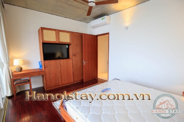 Beautiful lake view serviced Apartment Rental in Tay Ho Area, Hanoi 9