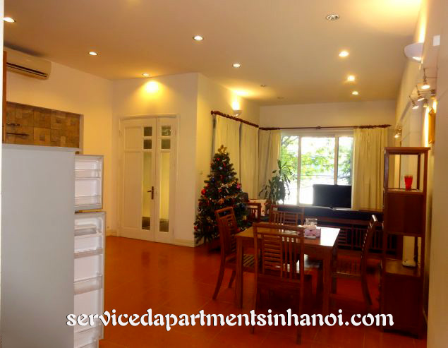 Beautiful lake view serviced one bedroom apartment in Truc bach area. 4
