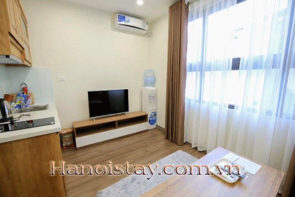 BEAUTIFUL One Bedroom Apartment (Lift) in Van Cao /Lotte Tower/West lake 9