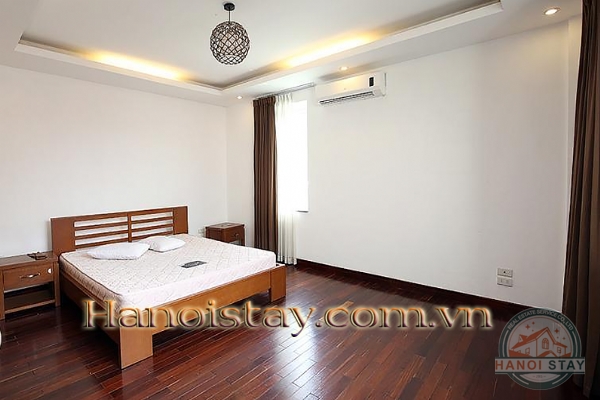 Beautiful & Spacious Lake View 3 Bedroom Apartment For Rent In Quang Khanh Str, Tay Ho 18