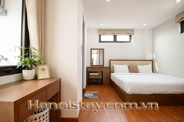*Beautiful & Spacious Serviced Apartment For Rent in Linh Lang street, Ba Dinh District* 1