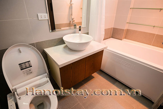 *Beautiful & Spacious Serviced Apartment For Rent in Linh Lang street, Ba Dinh District* 2