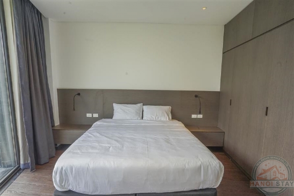 *Beautiful Truc Bach Lake View Apartment Rental in Ba Dinh, Hanoi* 10