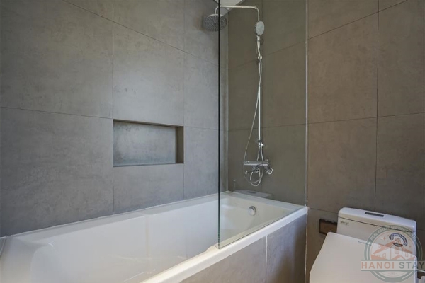*Beautiful Truc Bach Lake View Apartment Rental in Ba Dinh, Hanoi* 7