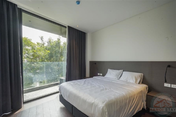 *Beautiful Truc Bach Lake View Apartment Rental in Ba Dinh, Hanoi* 8