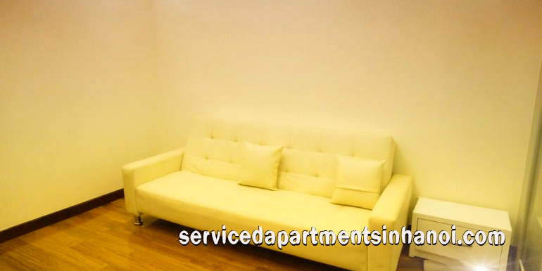 Beautiful Two bedroom Apartment for rent in Vinhomes Royal CIty 5
