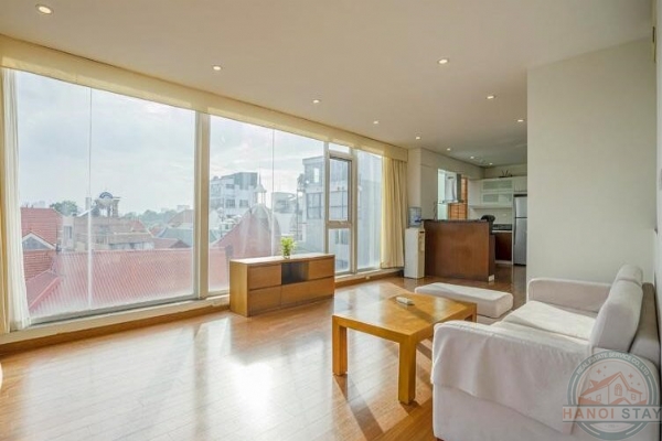 BEST VIEW OF WEST LAKE & TOP FLOOR 03 BR APARTMENT RENTAL IN QUANG AN Str, TAY HO 1