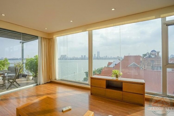 BEST VIEW OF WEST LAKE & TOP FLOOR 03 BR APARTMENT RENTAL IN QUANG AN Str, TAY HO 4