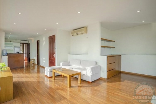 BEST VIEW OF WEST LAKE & TOP FLOOR 03 BR APARTMENT RENTAL IN QUANG AN Str, TAY HO 6