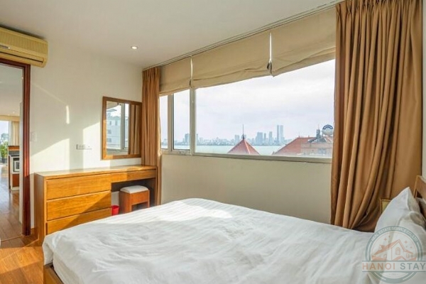 BEST VIEW OF WEST LAKE & TOP FLOOR 03 BR APARTMENT RENTAL IN QUANG AN Str, TAY HO 14