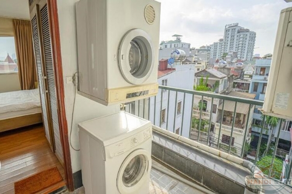 BEST VIEW OF WEST LAKE & TOP FLOOR 03 BR APARTMENT RENTAL IN QUANG AN Str, TAY HO 15
