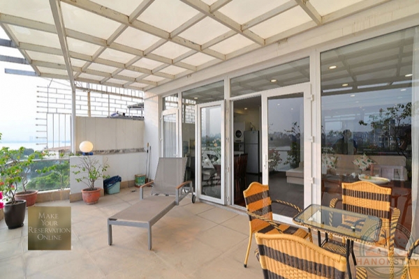 *Big Balcony & Gorgeous Lake View Apartment For rent in Truc Bach, Ba Dinh* 2