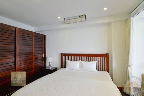 *Big Balcony & Gorgeous Lake View Apartment For rent in Truc Bach, Ba Dinh* 8