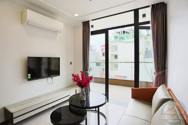 Big Balcony, Nice View & High standard 02 BR Apartment for rent in Truc Bach, Ba Dinh 27