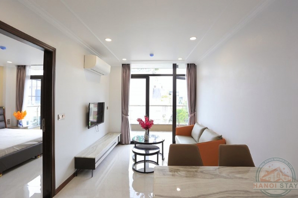 Big Balcony, Nice View & High standard 02 BR Apartment for rent in Truc Bach, Ba Dinh 30