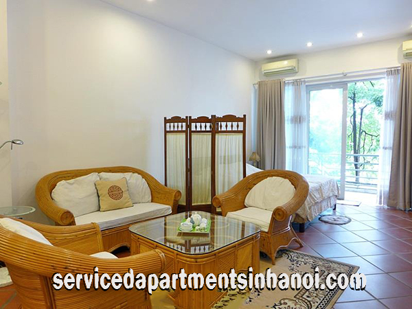 Big one bedroom studio apartment leasing face to Truc Bach lake, Ba Dinh 1