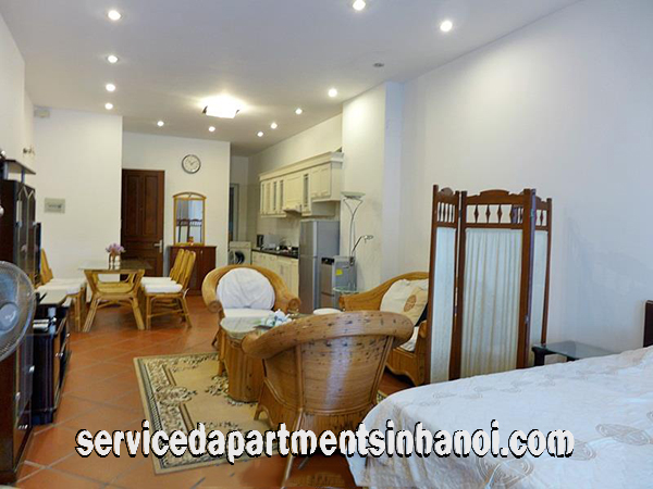 Big one bedroom studio apartment leasing face to Truc Bach lake, Ba Dinh 6