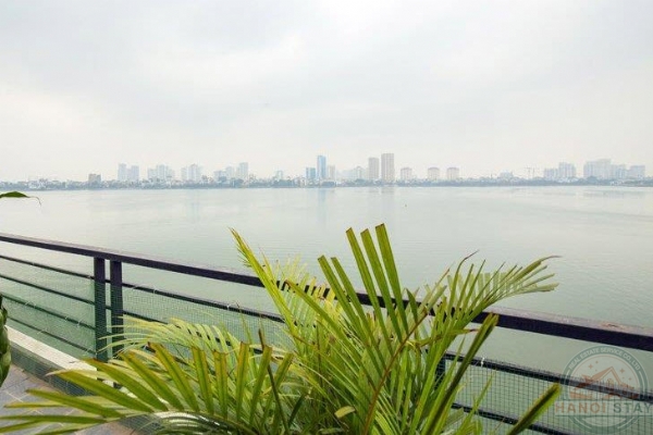 *Big Terrace, Bright Sunlight 02 Bedroom Apartment Rental in Tay Ho, Hanoi* 7