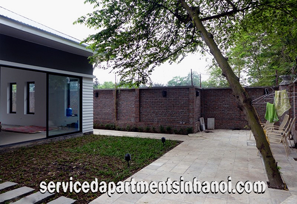 Brand New Four Bedroom Villa for rent with Nice and Large Garden 5