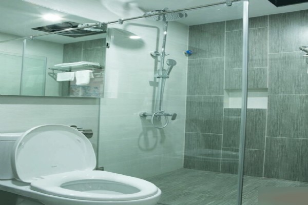 Brand New Property Rental in Xuan Dieu Area, Tay Ho, New Amenities 15