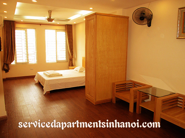 Brand new rental apartment in Tran Duy Hung street, full services 1