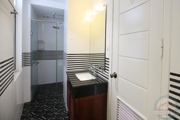 *Breathtaking View 03 Bedroom Apartment for rent in Tay Ho West Lake* 17