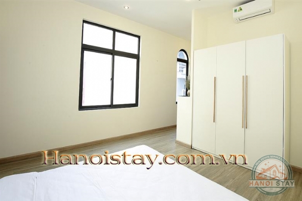 Bright and Airy & Spacious Apartment rental in Truc Bach Area, Ba Dinh 8