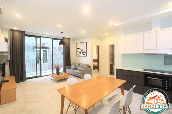 Bright and Modern Property Rental in Doi Can street, Ba Dinh, Nice Balcony 1