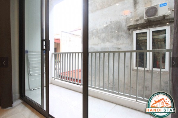 Bright and Modern Property Rental in Doi Can street, Ba Dinh, Nice Balcony 6