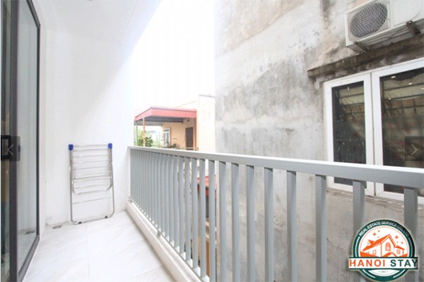 Bright and Modern Property Rental in Doi Can street, Ba Dinh, Nice Balcony 7