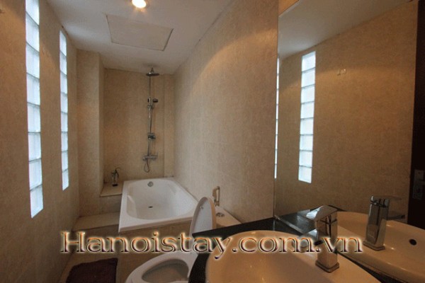 Bright and Modern Serviced Apartment Rental in Ly Thuong Kiet street, Hoan Kiem 4