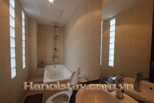 Bright and Modern Serviced Apartment Rental in Ly Thuong Kiet street, Hoan Kiem 14