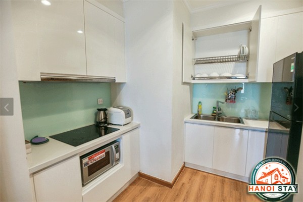 Bright and Modern Three Bedroom Apartment Rental in HongKong Tower, Hanoi 6