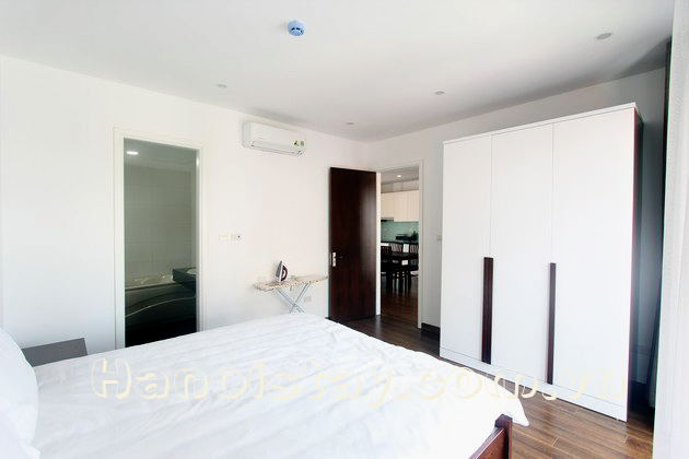 Bright and Modern Two bedroom Apartment Rental in Dang Thai Mai street, Tay Ho 9
