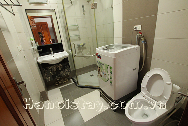 Bright Apartment Rental in Cat Linh Street, Dong Da, Nice Balcony 6
