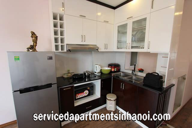 Bright Modern One Bedroom Apartment For Rent in Dao Tan street, Ba Dinh 3