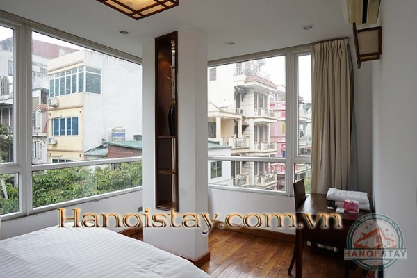 Bright & Modern One Bedroom Apartment Rental in Truc Bach Area, Ba Dinh 1