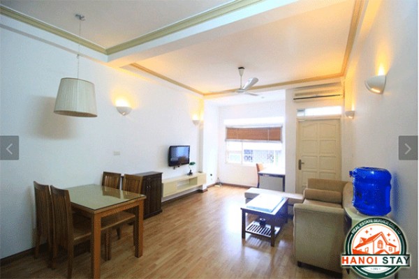 Bright One Bedroom Apartment for rent in Linh Lang, Ba Dinh 3