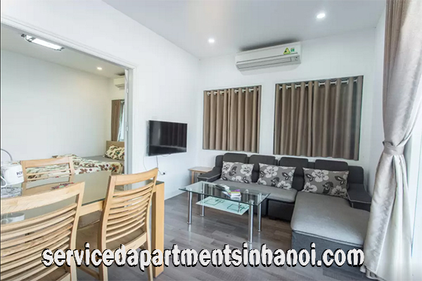 Bright One Bedroom Apartment for rent in Thuy Khue Str, Ba Dinh 1