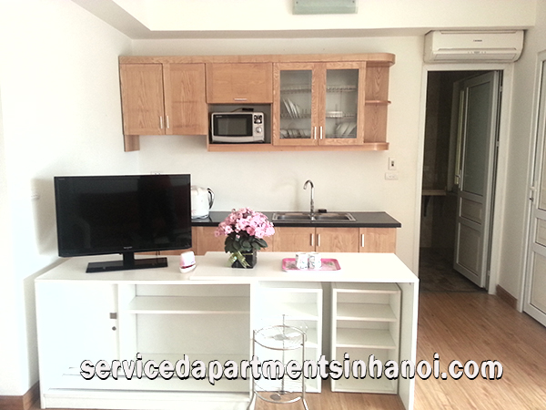 Bright One bedroom Apartment Rental in Lang Ha St, Dong Da 2