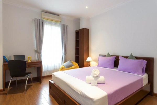 Bright serviced apartment for rent near Cua Nam str, Hoan Kiem 5