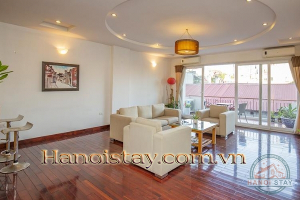 *Bright, Spacious & Modern 02 BR Apartment Rental in Truc Bach Area, Ba Dinh* 1